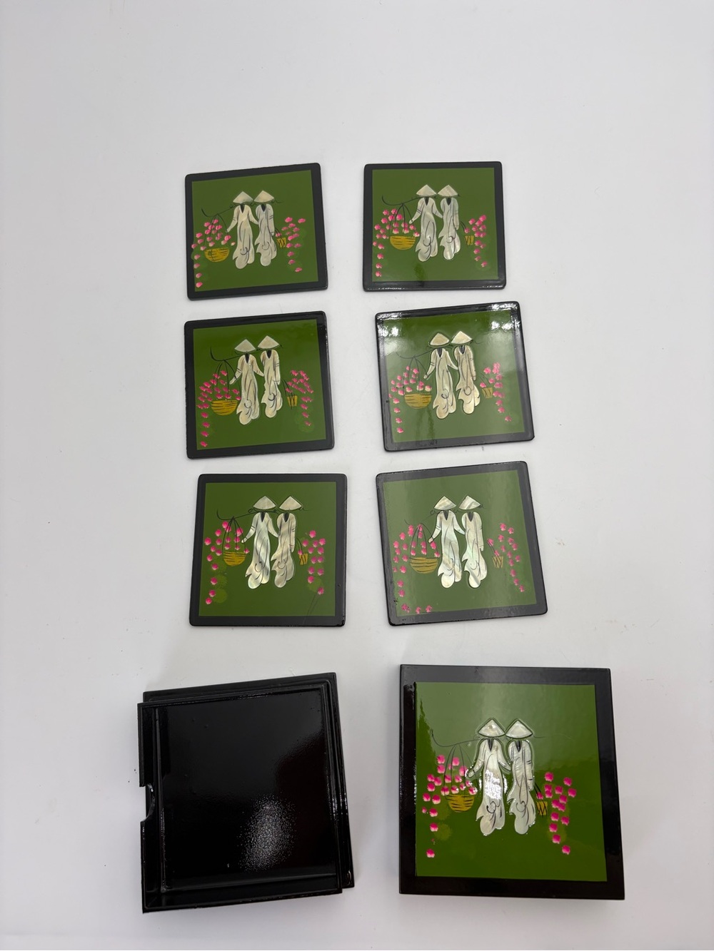 Vintage Lacquerware & Mother of Pearl Vietnamese Set of 6 Coasters in Box - Picture 8 of 11